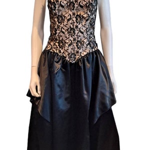 1980s Scott McClintock Strapless Illusion Lace and Satin Formal Party Dress