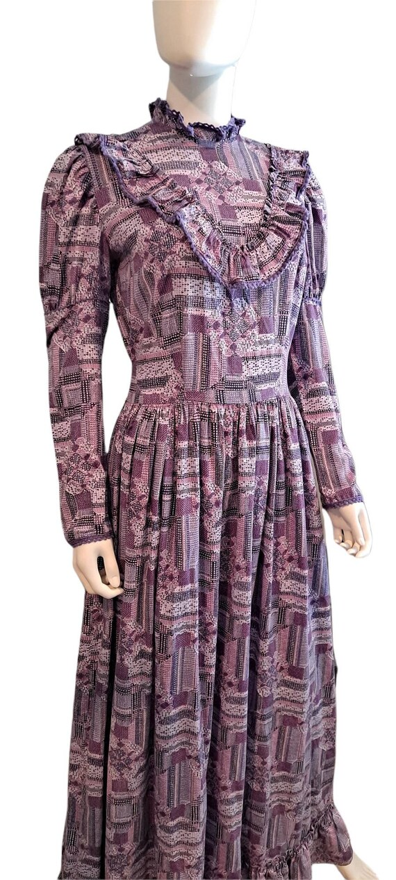 1970s Purple Prairie Maxi Dress Quilt Print Cotto… - image 7