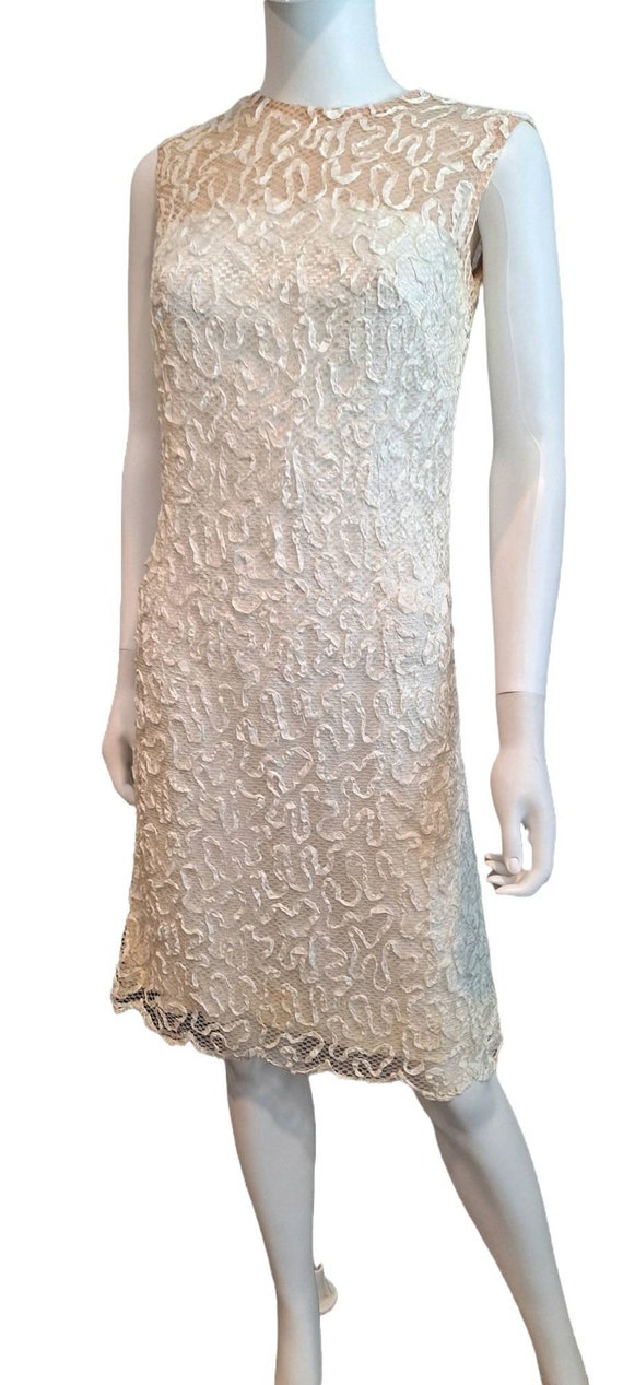 Carol Craig 1960s Sleeveless Ivory White Ribbon Sh