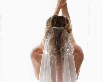 Simple Seer Veil Simple Tulle veil, Wedding Simplicity Short fingertip chapel veil, Bridal Veil Minimalist, barely there Sheer simple veil