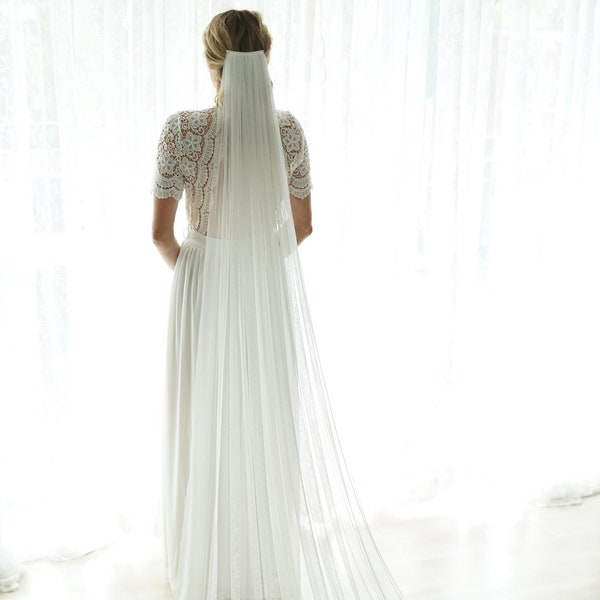 Silk Tulle Wedding Veil, 100% natural Ivory silk tulle Veil, super soft silk tulle wedding veil, chapel silk veil Bridal simple wedding veil