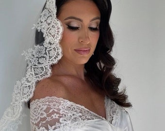 Voile de mariage dentelle mantille