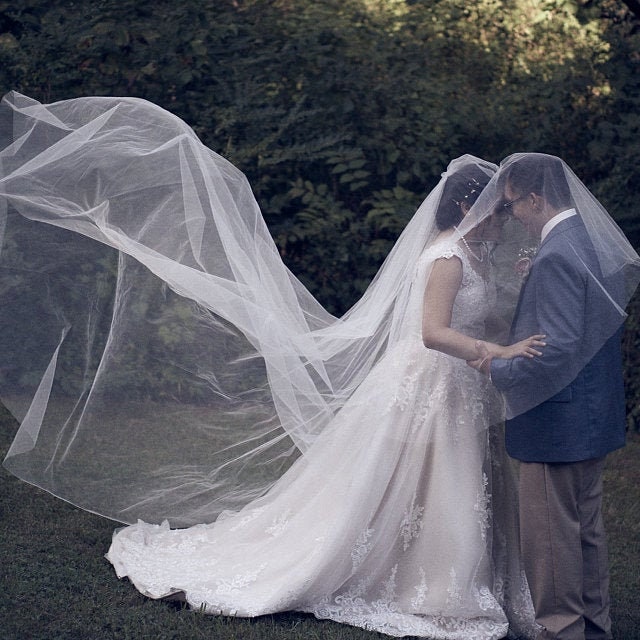 — Fourteenth: Dramatic Wedding Veils