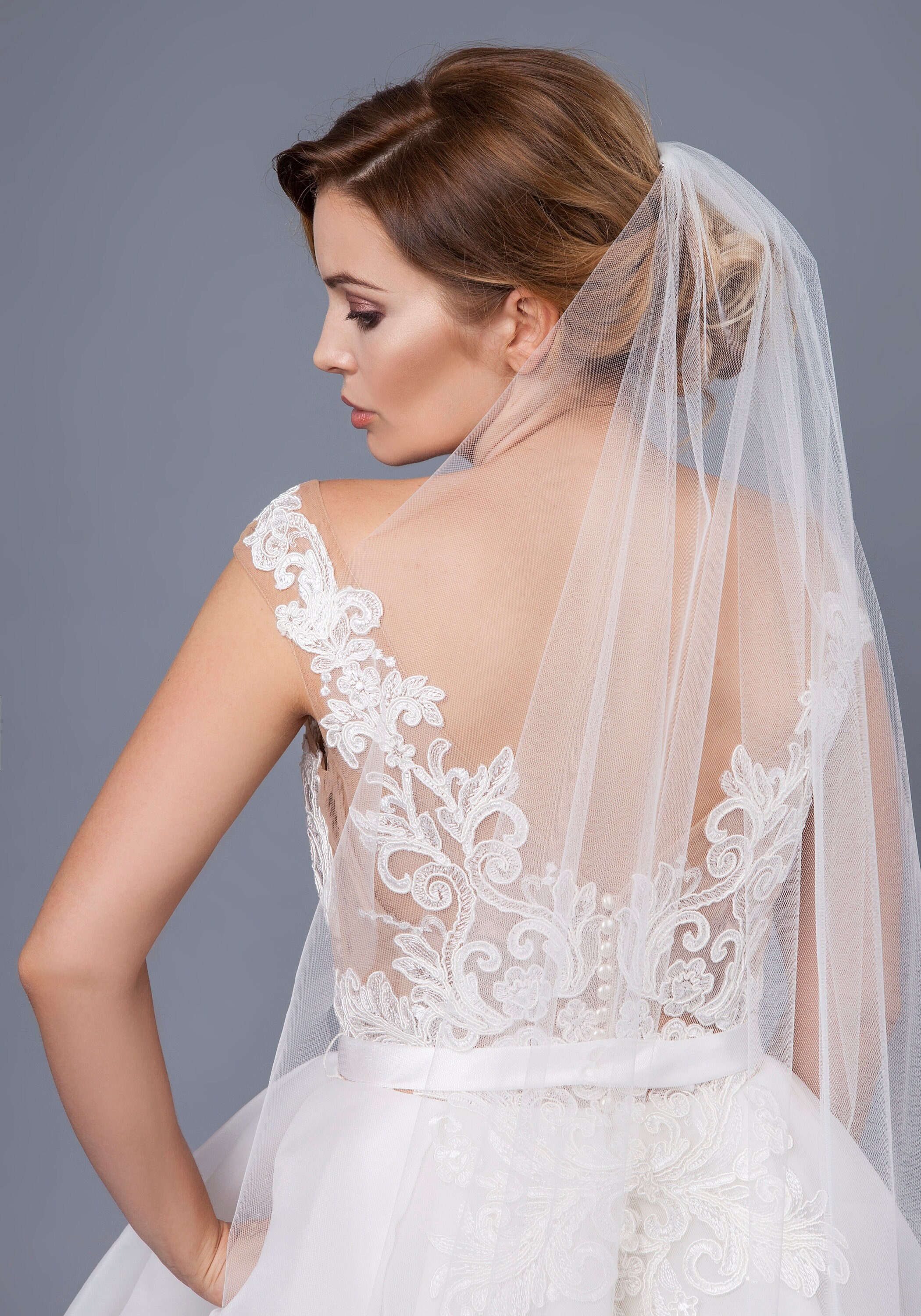 Soft English Tulle Bridal Veil, Ivory English Net Veil  display picture 1