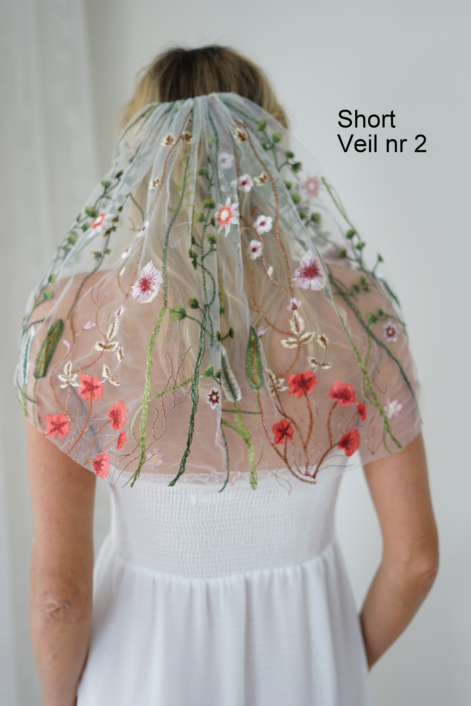 ウェディングアクセサリー GANISONG Bridal Rose Blooming Short Veil White Short Floral Bridal Wedding Veil, Flower Pop Lace Secret