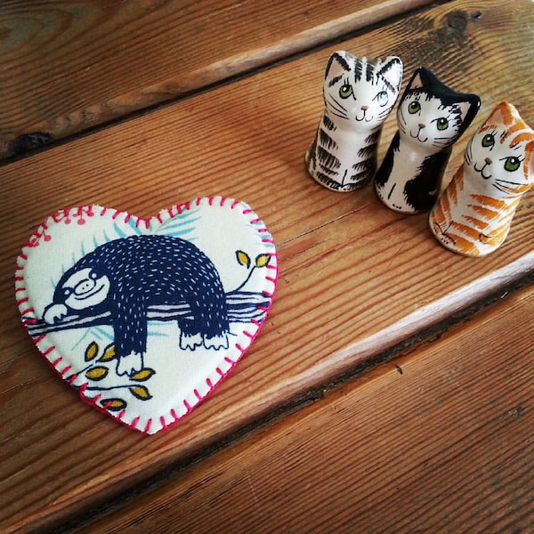 Heart Sloth Brooch: Hand-Stitched Fabric Pin, Wool Felt Backing