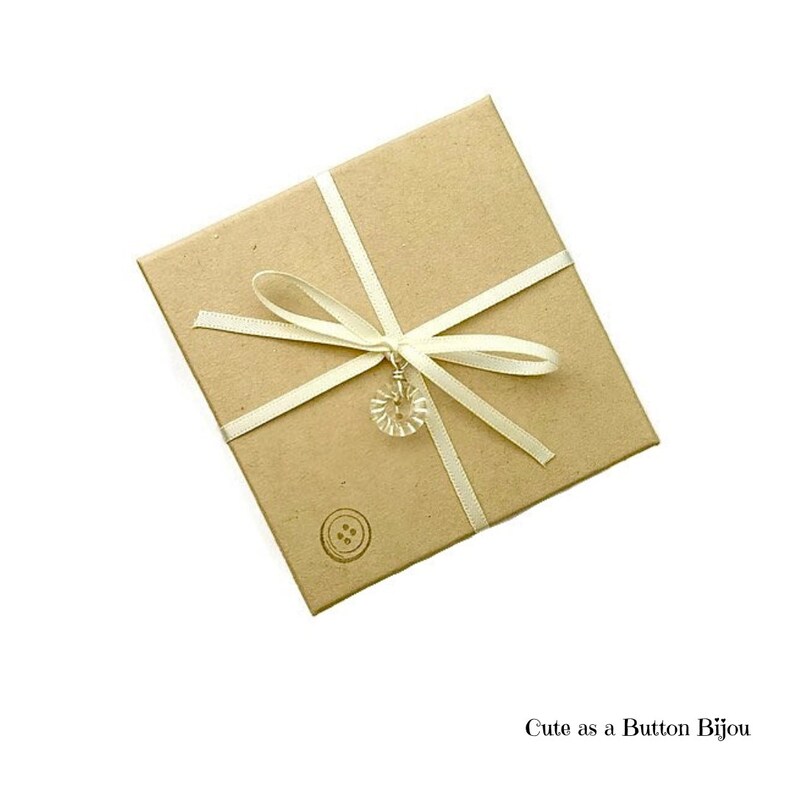 Vintage Brown Celluloid and Gold Brass Sunflower Button Necklace and