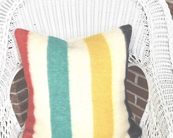 Vintage ~~Hudson Bay Style Trapper ~~Kissenbezug~~ 100% Wolle ~~Handarbeit~~50 x 50 cm~~