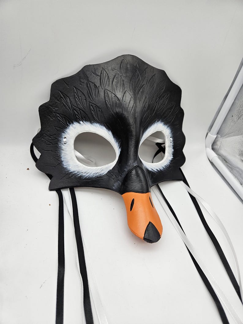 Zwanenmasker, leren masker - custom-bestelling voor like it afbeelding 5