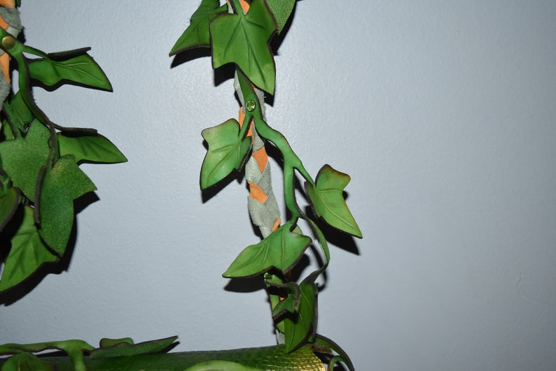Poison ivy leather purse - ivy costume - green purse - custom order image 6