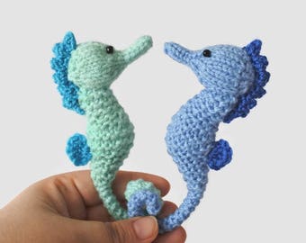 Kleines Stofftier Seepferdchen, Mini Seepferdchen, gehäkelte Amigurumi, Wassertier Sommer Dekoration Meer Dekor Meer Leben Ornament Seepferdchen