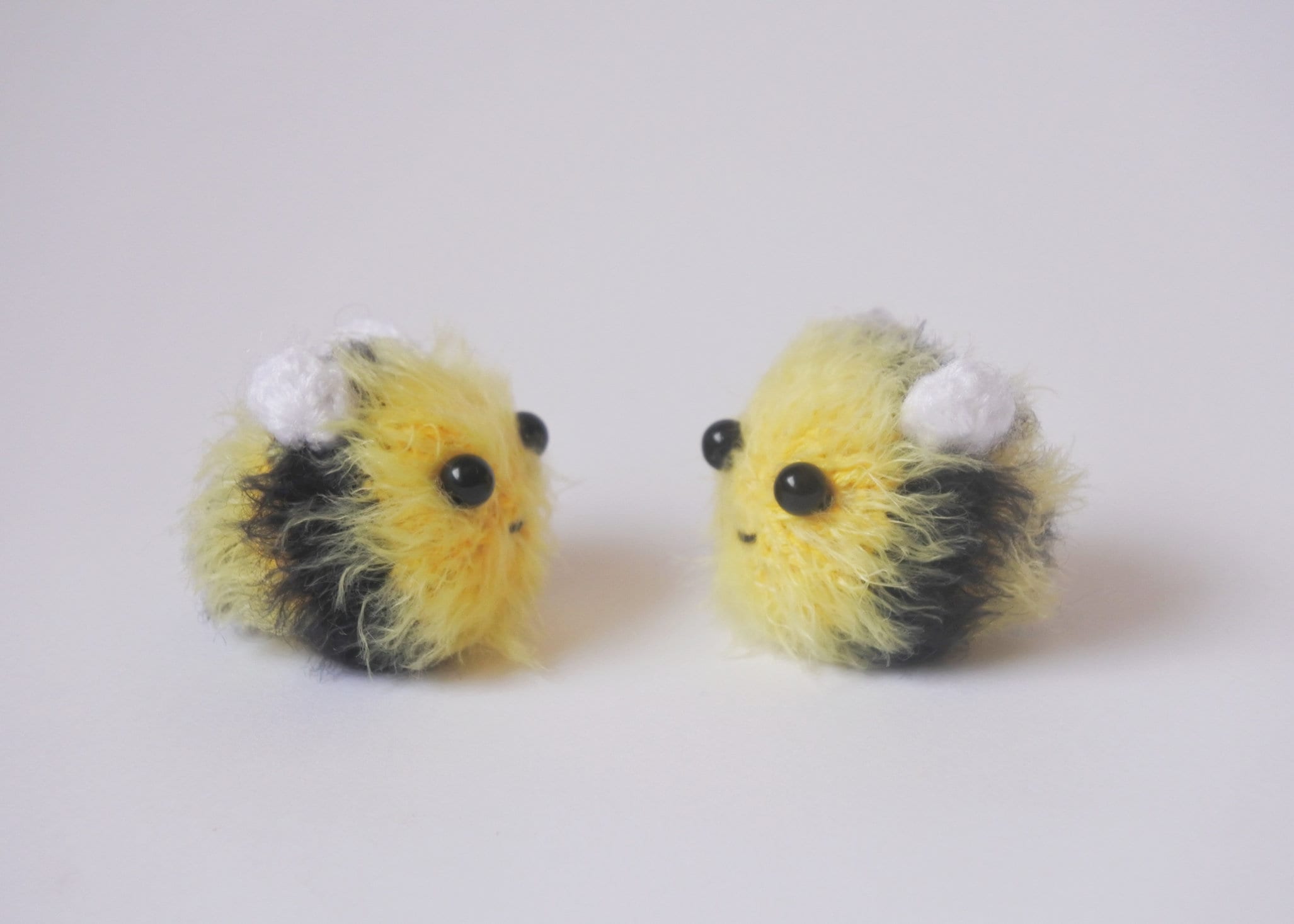 2 Pack Plush Bee Stuffed Animals - 7.8 Inch Cute Honeybee Toy Dolls For Kids Gifts