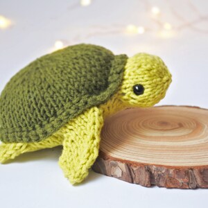 Mini turtle, stuffed animal, tiny plush sea turtle, sea creatures mini amigurumi, pocket toy, crochet turtle, green turtle knit turtle image 6