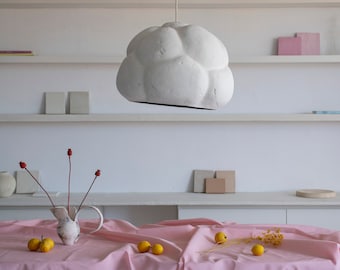 Lámpara colgante Sensi I Blanco, Escultura luminosa de papel maché, Iluminación llamativa