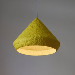 Lampadario Mizuko Gialla, lampada sospensione, lampada, cartapesta, lampada cartapesta, lampada di carta, lampade, lampada industriale, eco