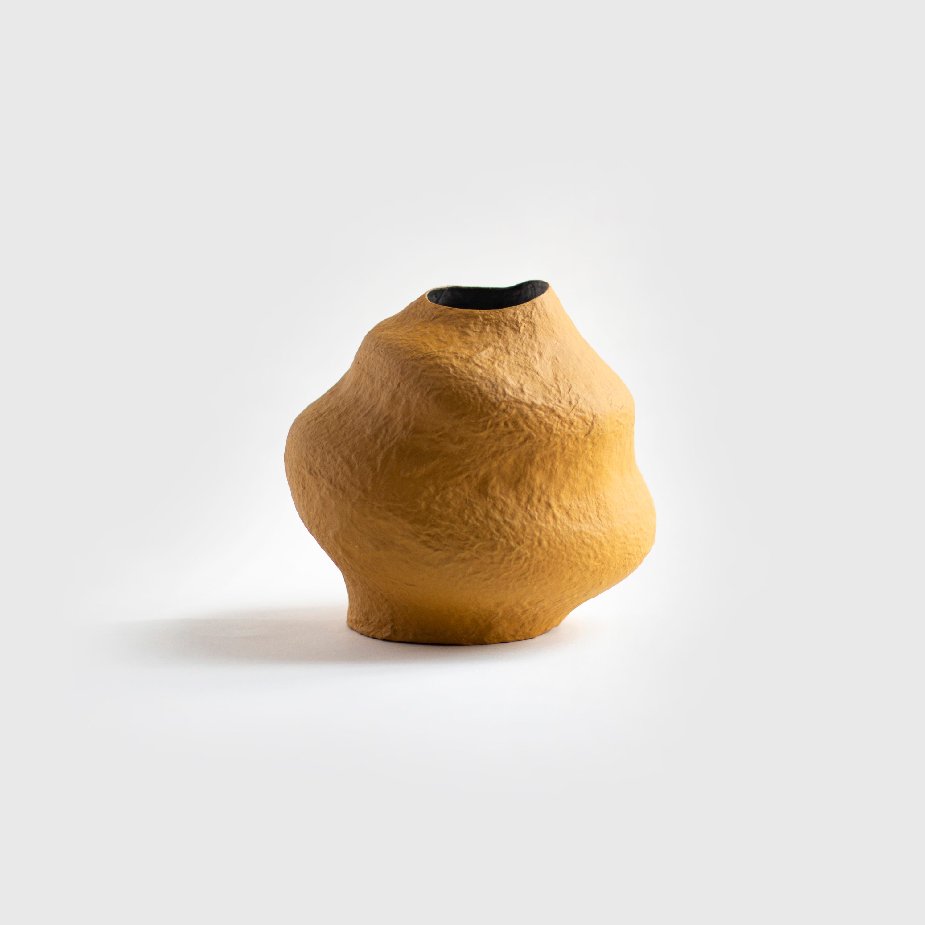 Decorative Vase For Pampas Grass, Dried Flowers From Paper Mache in Golden Umbra