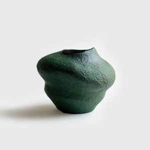 Vaso per fiori in cartapesta, vaso moderno in verde oliva