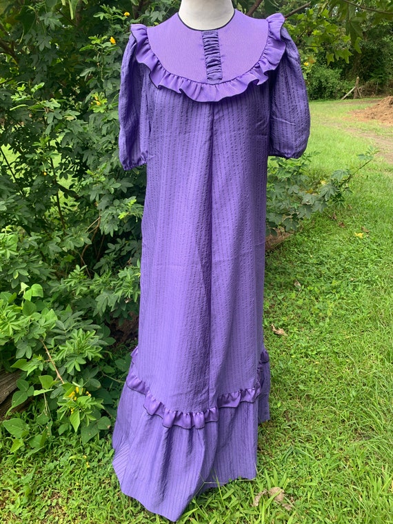 Vintage Naturally Petite Muumuu