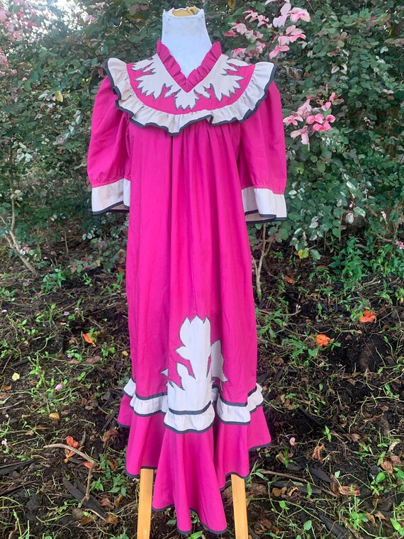 Vintage Good Times Muumuu