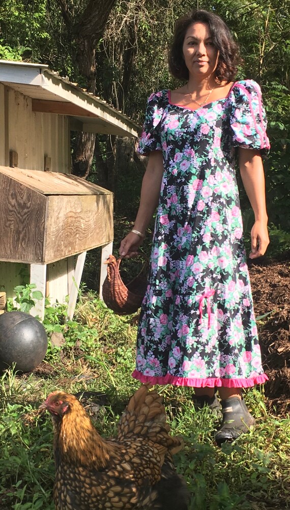 Vintage Hawaiian Muumuu 1980s