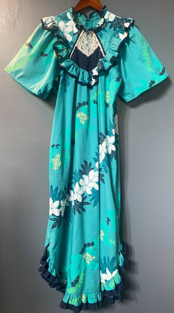 Vintage Good Times Muumuu