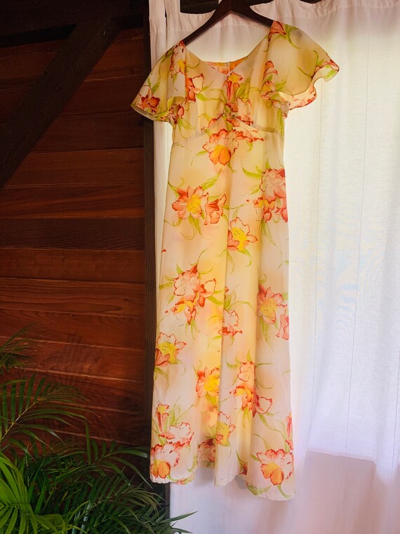 Vintage Hawaiian Pomare Floral Dress