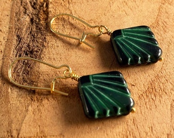 Gold or silver Art Deco earrings. Vintage Czech malachite glass fan dangles. Green and black earrings. Geometric. Chic gift. Vintage bridal