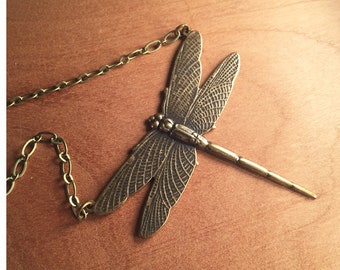 Vintage gold Art Nouveau dragonfly necklace.  Art Nouveau dragonfly statement necklace. Bold Art Deco dragonfly statement necklace. Unique.