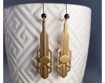 Gold art deco earrings. Vintage style flapper earrings. Roaring 1920's jewelry. Vintage bridal style. Art Deco style gifts for her. Unique.