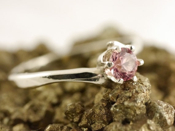 Pink montana sapphire deals