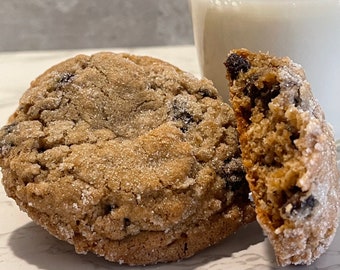 Old Fashioned Oatmeal Raisin cookies, Oatmeal Cookies, soft moist flavorful cookies