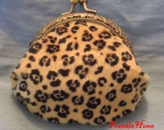 Handmade Animal Pattern Coin Bag Small Pouch kiss lock frame Coin Purse