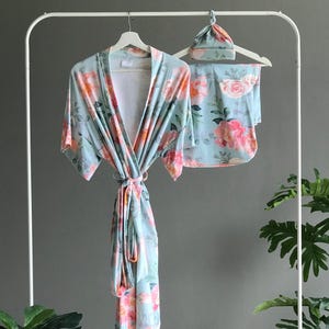 Floral Maternity Robe Set: Blanket, Personalized hat & Dad Shirt image 2