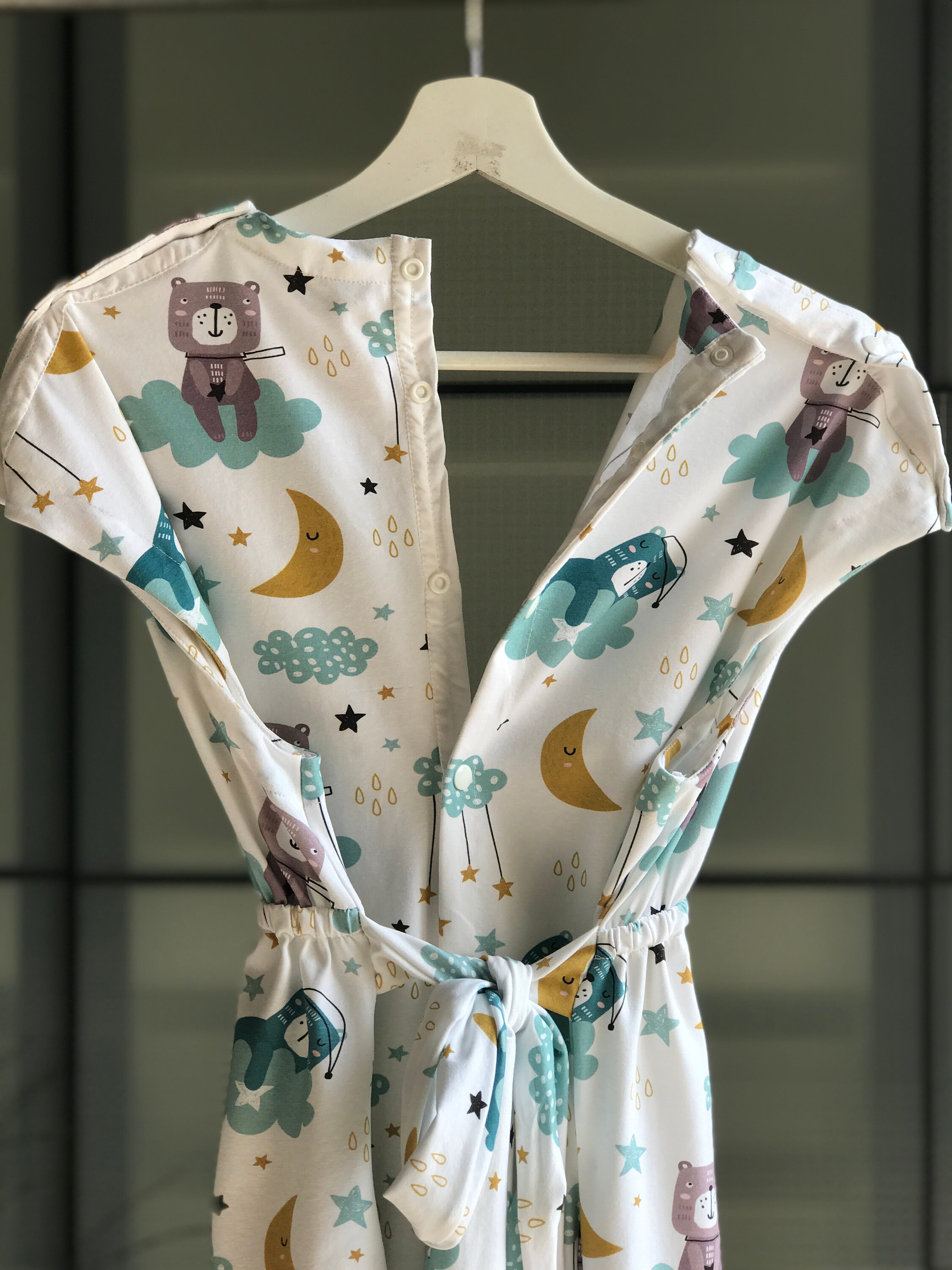 Mommy and me. Delivery gown. Matching swaddle set Boy. Etsy