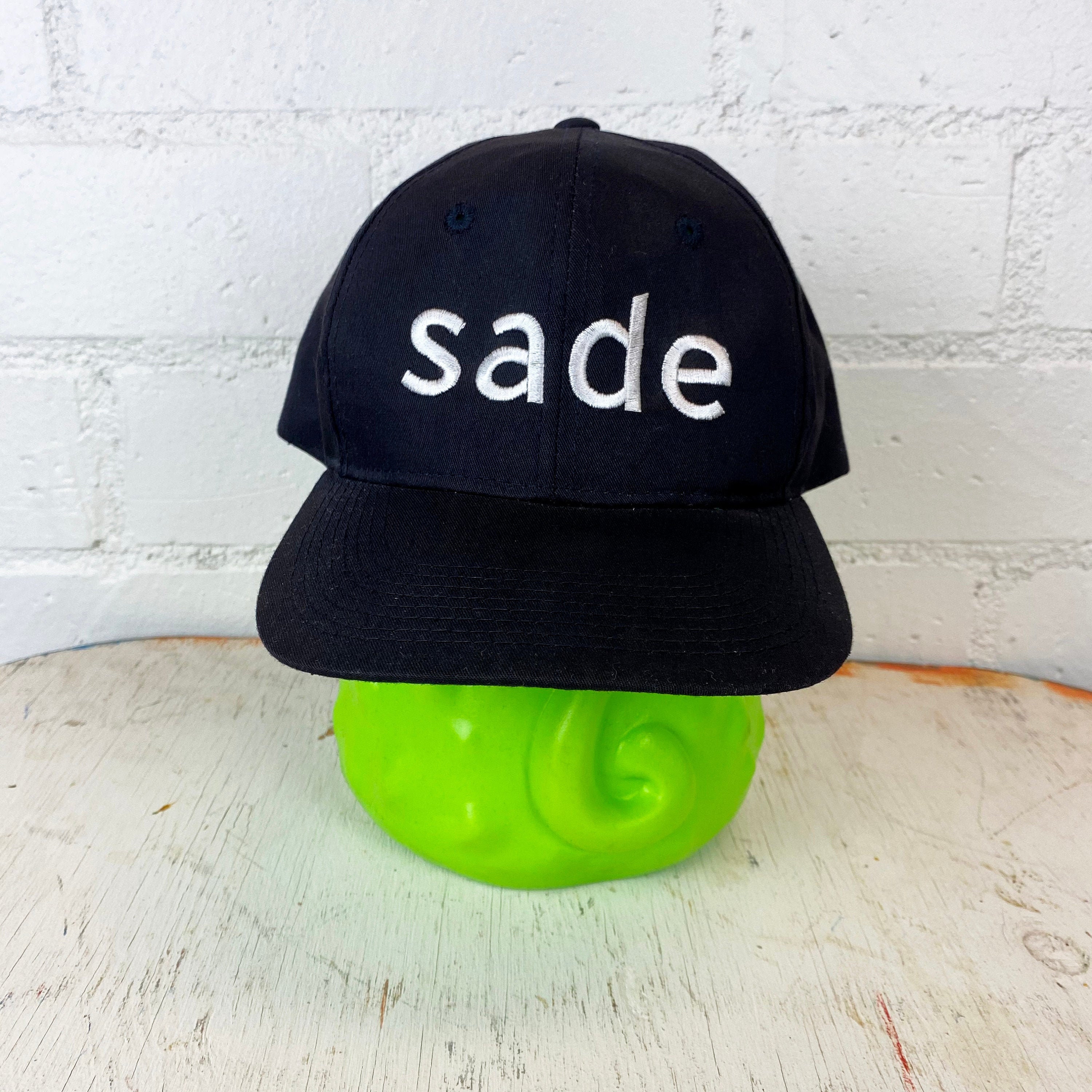 2001 Sade 