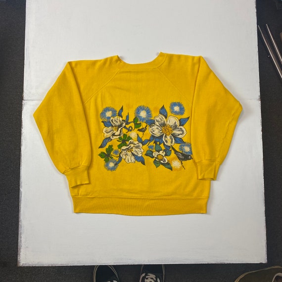 1970s Floral & Birds Print Yellow Sweatshirt