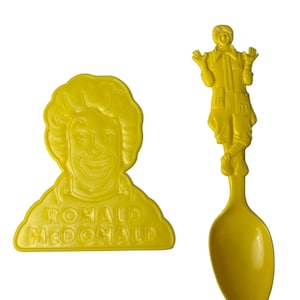 Ronald McDonald Cookie Cutter Toast Imprint and Spoon Lot Vintage McDonald’s 1980