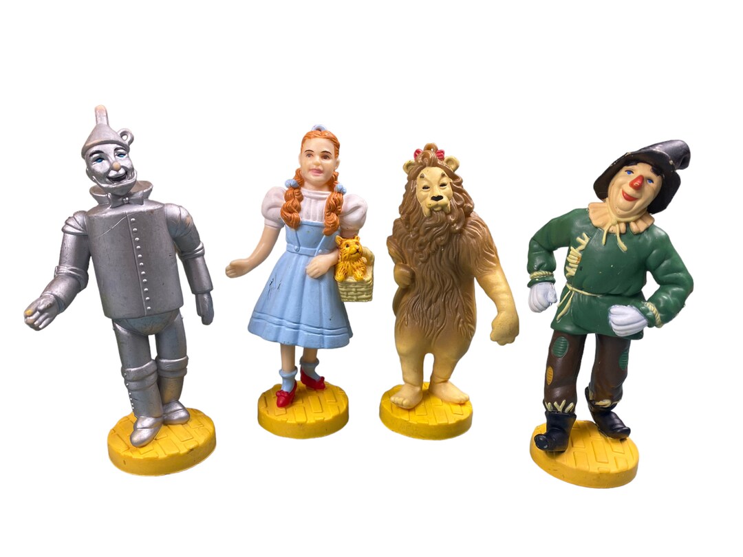 Wizard of Oz Collectible Figurines Toy Dorothy Scarecrow Cowardly Lion ...