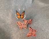 MONARCH BUTTERFLY WINEGLASS, Wine goblet, Nature Lover, Birthday gift, Drink glass, Beverage glass, Waterslide, Butterflies