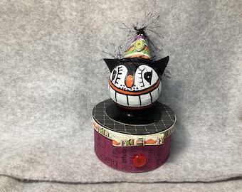 Vintage Inspired Halloween Cat Decor | Whimsical Black Cat Pumpkin | Spooky Halloween Display | Tiered Tray Decor | Handmade Halloween Gift