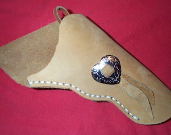 Barkeep, right hand cross draw, short barrel revolver holster
