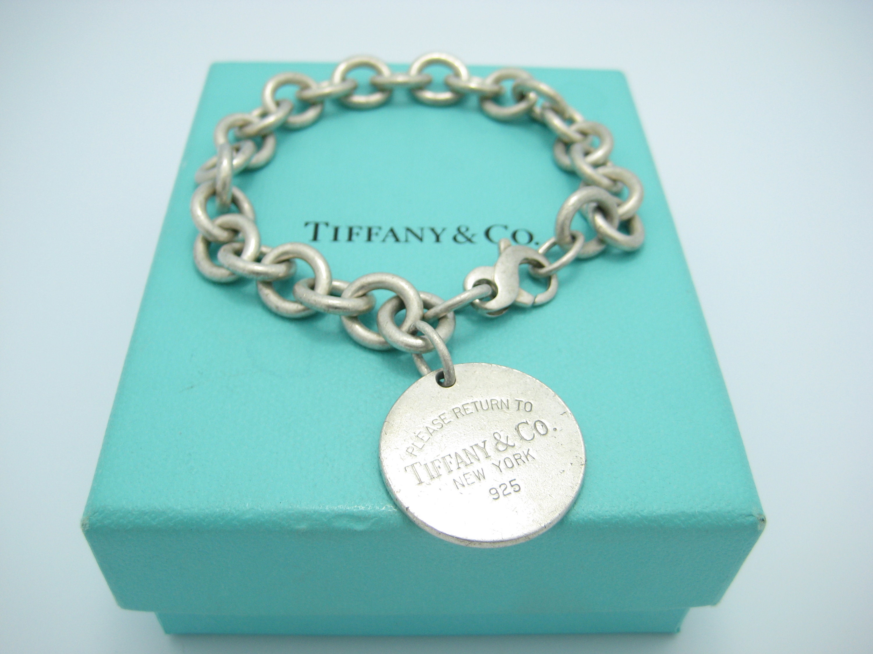 please return to tiffany