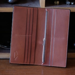 LW05 - Cartera Plegable Larga en Piel Buttero