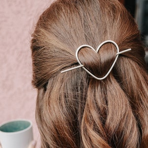 入荷中 Heart Accessory Hair Heart Barrette Hair Love Clip Hair ヘアアクセサリー