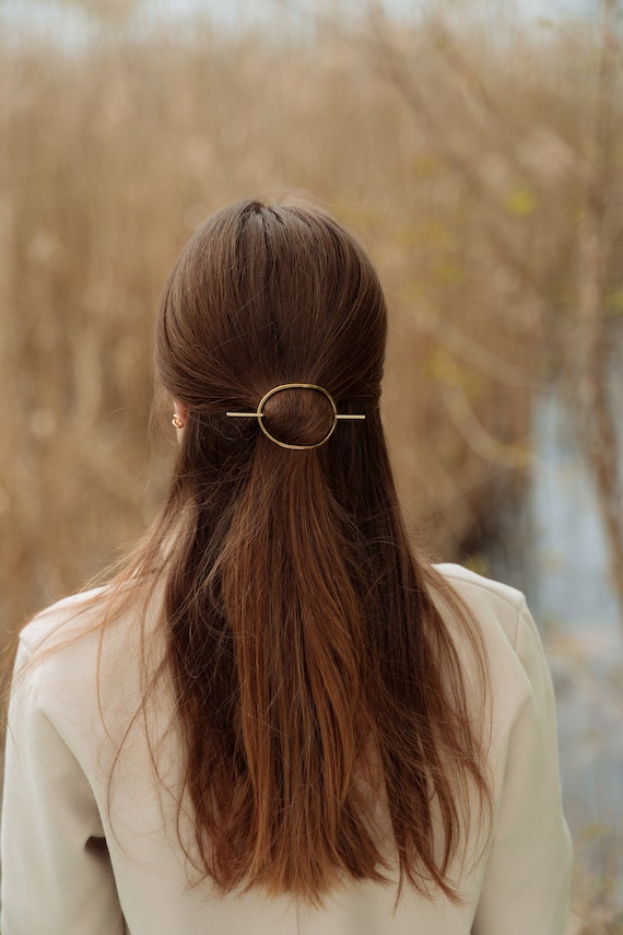 Hair circle and stick hair oval with stick hair barrette bun holder hammered hair slide brass hair clip metal hair accessories hair jewelry Etsy France