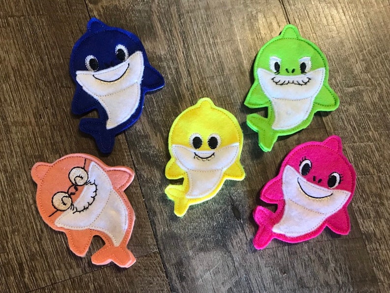 baby shark finger puppets