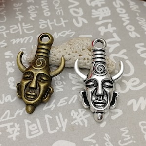 6/20 Piece Metal Heavy Mysterious Horn Man Mask Supernatural Dean Pendant Necklace Earring Keychain Charm Antique Bronze Silver Color AM0087
