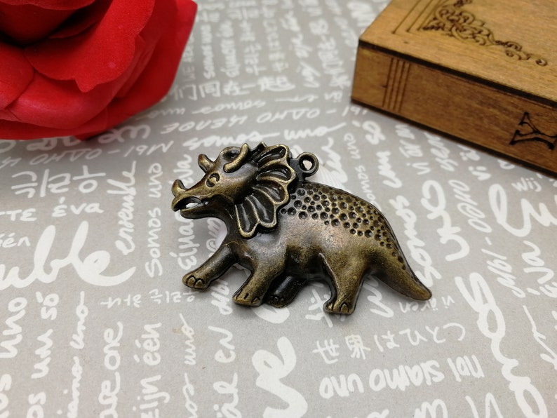 rhinoceros triceratops