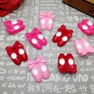 6/20 piezas de plástico para mujer y niña, colgante con forma de zapatos, joyería hecha a mano de resina, accesorio de decoración para collar y pendientes, AP0249