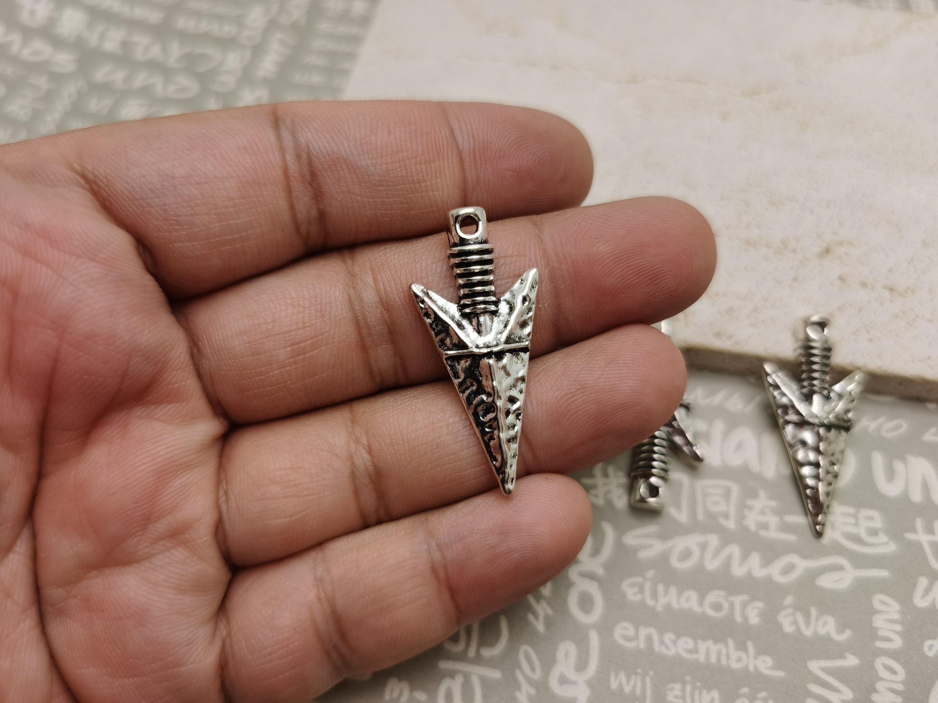 6/20 Pieces Metal Arrow Head Arrowhead Pendant Necklace